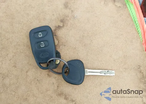 2011 Kia Sorento Lx from USA, damaged, VIN 5XYKT3A11BG065705